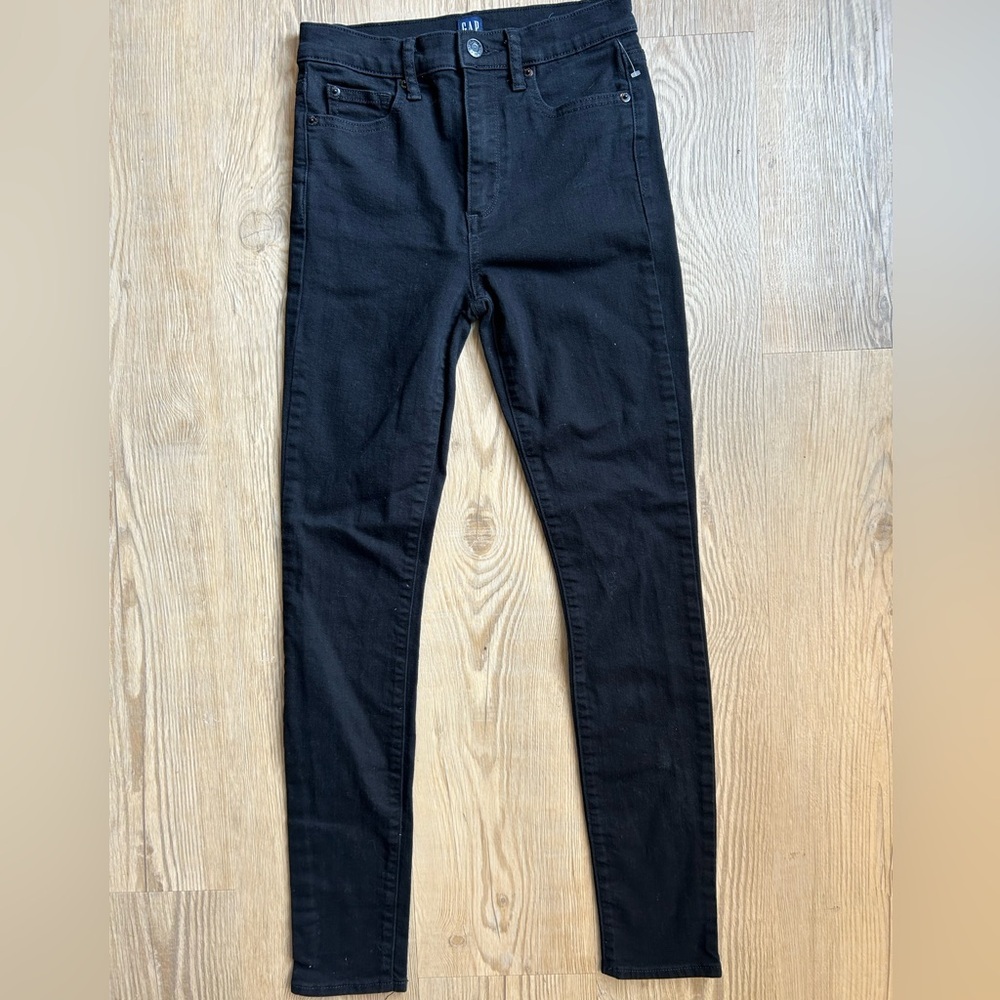 NWOT GAP TRUE SKINNY JEANS 0